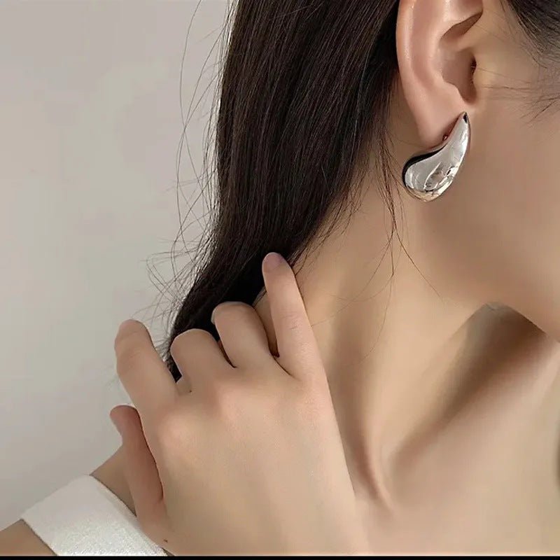 Chunky Teardrop Hoop Earrings - Ornaments Co - 18K Gold Plated